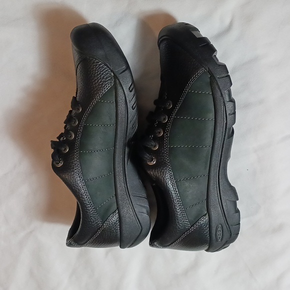 KEEN Presidio Womens Black Leather Shoes Size 9 - Picture 6 of 7
